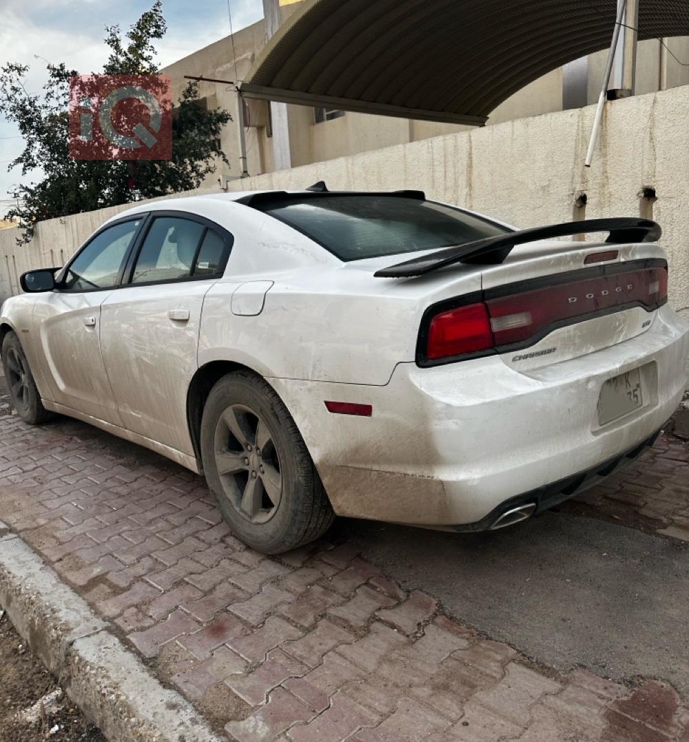 دودج تشارجر